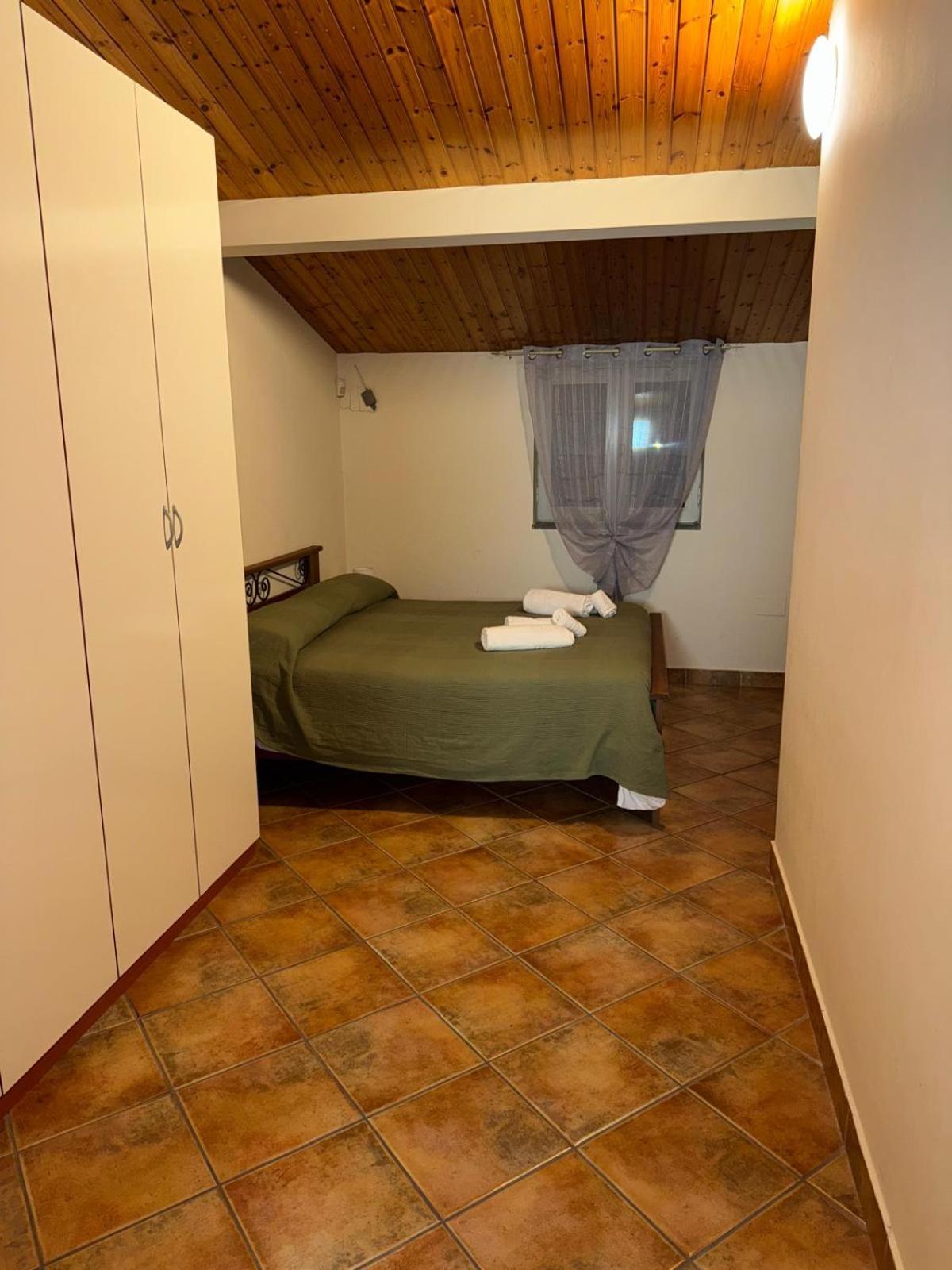 Peri Peri Etna Guest House Montargano Kültér fotó